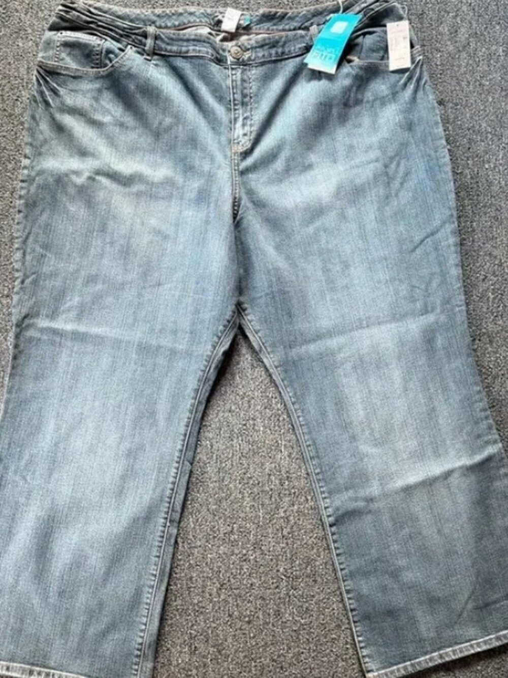 New Lane Bryant Women's Plus Size Capri Jeans